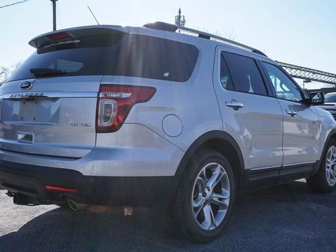 Used 2014 Ford Explorer Limited image 4