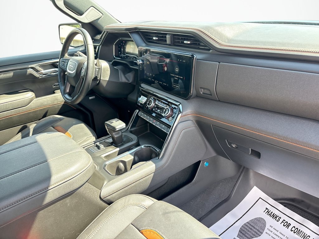 Used 2024 GMC Sierra 1500 AT4 w/ Technology Package AWD/4WD image 15