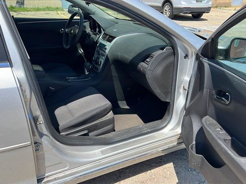 Used 2011 Chevrolet Malibu LT w/ Power Convenience Package FWD image 17