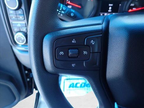 Used 2025 Chevrolet Silverado 1500 Custom Trail Boss w/ Turbomax Blackout Package AWD/4WD image 18