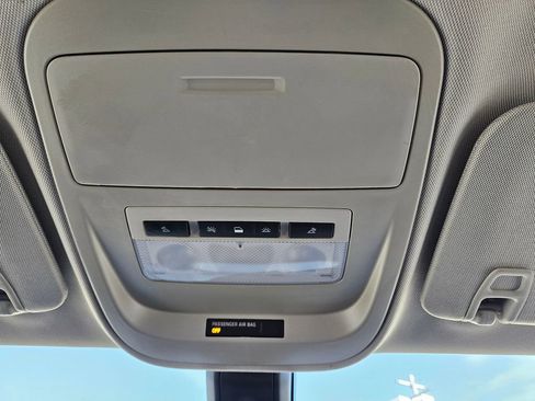 Used 2016 Chevrolet Colorado Z71 AWD/4WD image 19