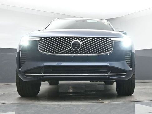 New 2026 Volvo XC90 B6 Plus w/ Protection Package Premier AWD/4WD image 41