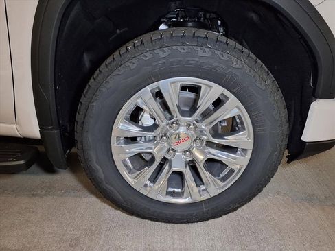 New 2026 GMC Sierra 1500 Denali w/ Technology Package image 5