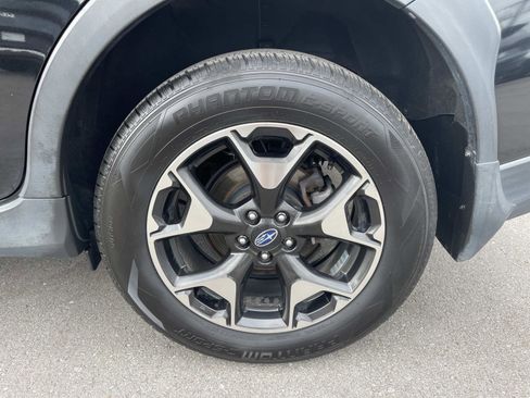 Used 2019 Subaru Crosstrek 2.0i Premium w/ Moonroof Package AWD/4WD image 11