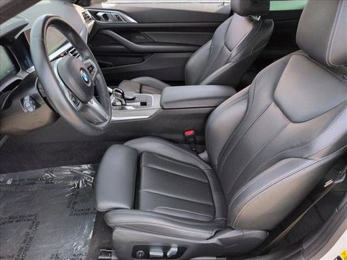 Used 2022 BMW M440i Coupe image 17