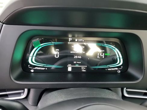 New 2026 Hyundai Elantra Blue image 18