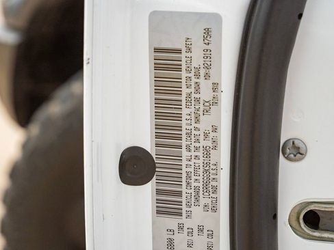 Used 2019 RAM 1500 Classic Warlock w/ Luxury Group image 28