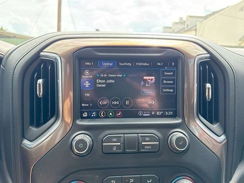 Used 2021 Chevrolet Silverado 1500 High Country w/ LPO, Dark Essentials Package AWD/4WD image 16