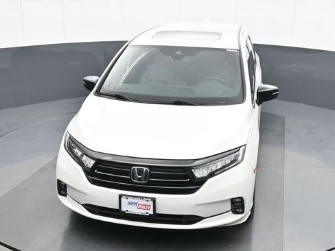 Used 2023 Honda Odyssey Sport image 16