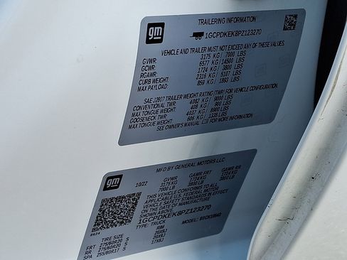 Used 2023 Chevrolet Silverado 1500 LT image 28