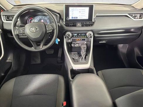 Used 2023 Toyota RAV4 LE FWD image 22