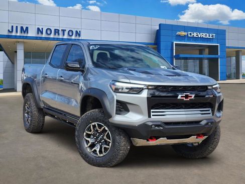 New 2026 Chevrolet Colorado ZR2 w/ Technology Package AWD/4WD image 1