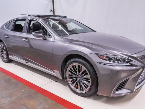 Used 2018 Lexus LS 500 image 5