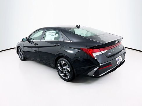 New 2026 Hyundai Elantra Limited image 5