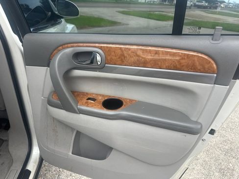 Used 2012 Buick Enclave Leather FWD image 13
