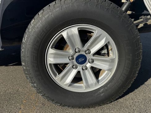 Used 2018 Ford F150 XLT RWD image 10