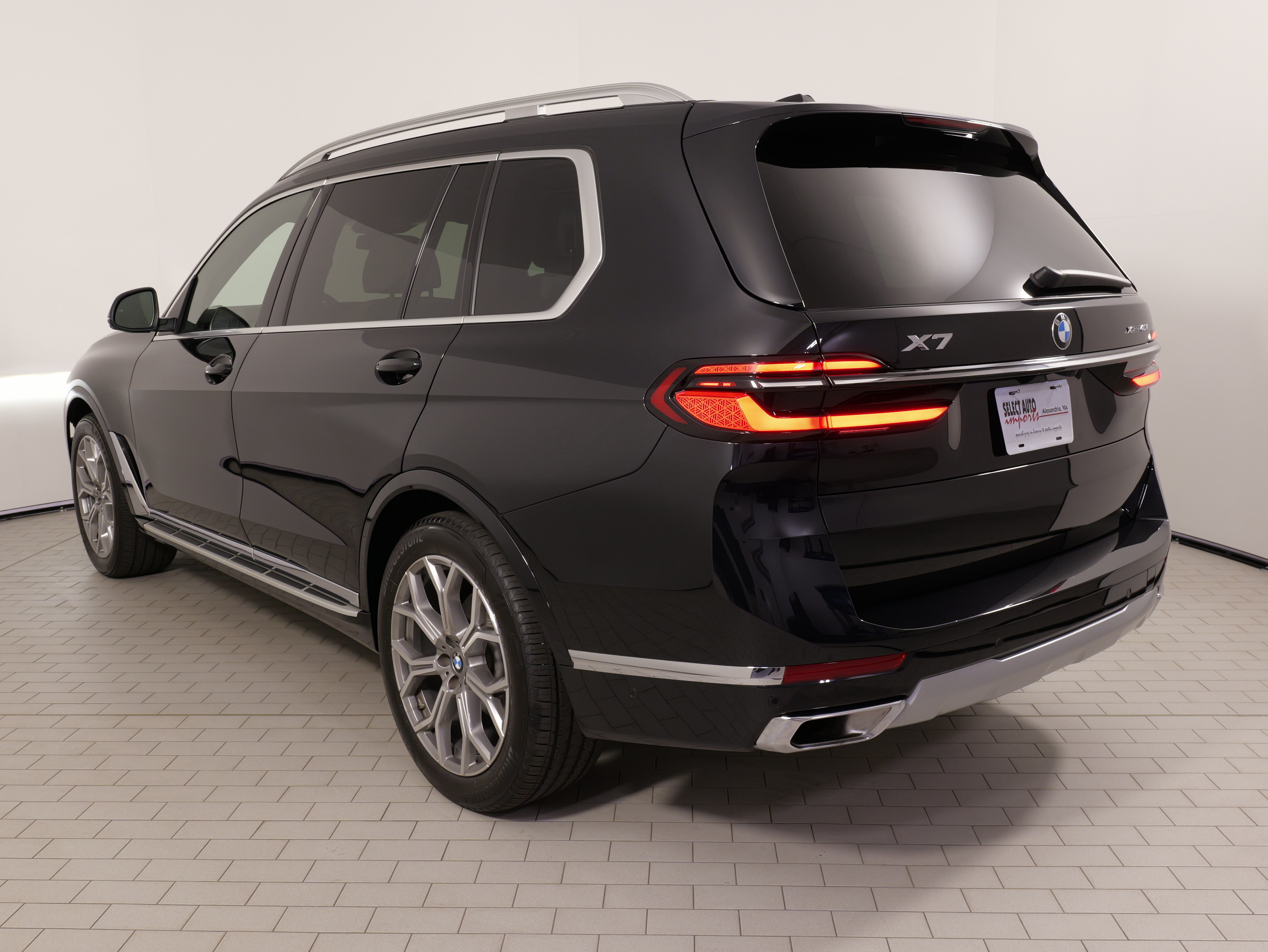 Used 2026 BMW X7 xDrive40i AWD/4WD image 11