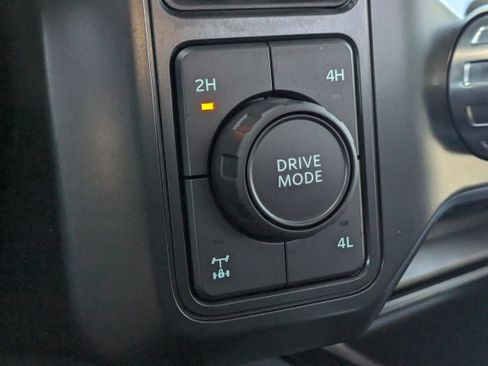 Used 2025 Ford F250 Lariat w/ Lariat Ultimate Package image 55