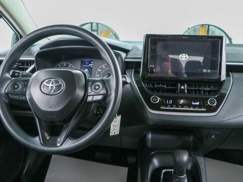 Used 2024 Toyota Corolla LE FWD image 17