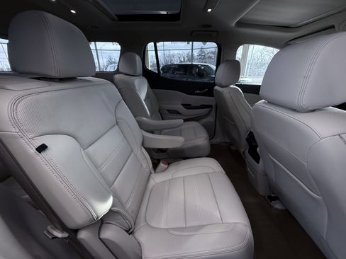 Used 2023 GMC Acadia Denali w/ Denali Ultimate Package image 31