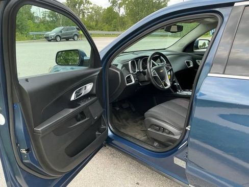 Used 2017 Chevrolet Equinox LT w/ Convenience Package AWD/4WD image 15