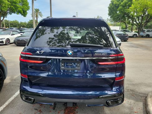 New 2027 BMW X7 xDrive40i w/ M Sport Package AWD/4WD image 4