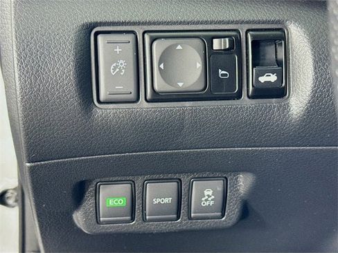Used 2018 Nissan Sentra S image 10