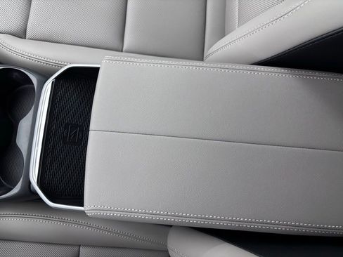 New 2026 GMC Terrain Elevation w/ Elevation Premium Package image 30