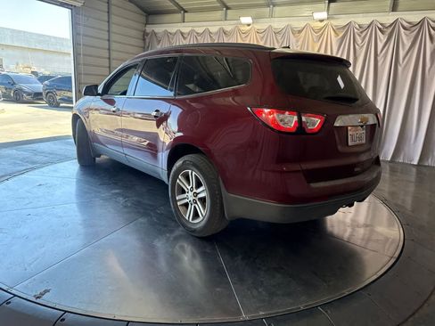 Used 2015 Chevrolet Traverse LT FWD image 6