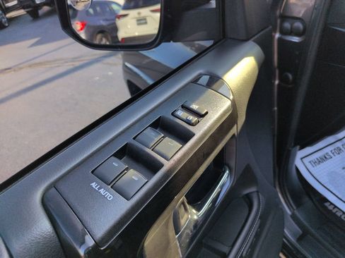 Used 2019 Toyota 4Runner Limited AWD/4WD image 11