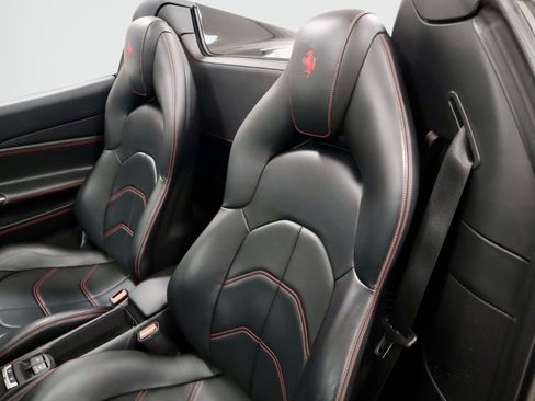 Used 2019 Ferrari 488 Spider RWD image 24