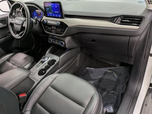 Used 2022 Ford Escape SEL w/ Technology Package image 29