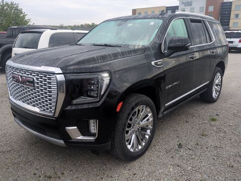 Used 2021 GMC Yukon Denali w/ Denali Premium Package AWD/4WD image 1