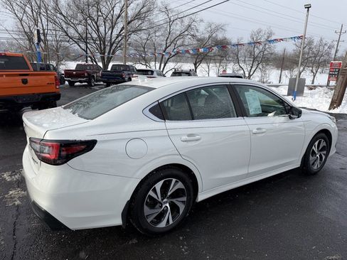 Used 2020 Subaru Legacy Base AWD 4dr Sedan w/ Alloy Wheel Package image 4