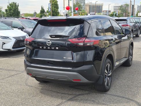 Used 2021 Nissan Rogue SL AWD/4WD image 3