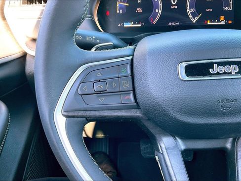 Certified 2024 Jeep Grand Cherokee Limited image 16