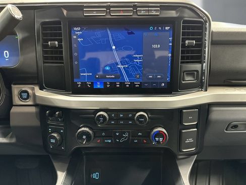 Used 2024 Ford F250 XLT w/ XLT Premium Package AWD/4WD image 19
