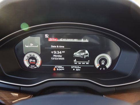 Used 2023 Audi Q5 2.0T Prestige image 11