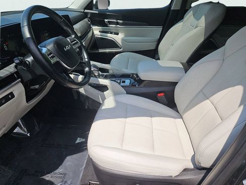 Certified 2023 Kia Telluride EX w/ EX Captain's Chair Package AWD/4WD image 31