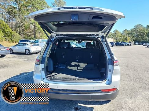 Certified 2024 Jeep Grand Cherokee Altitude image 16