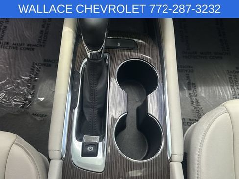 Used 2023 Chevrolet Malibu LT FWD image 17