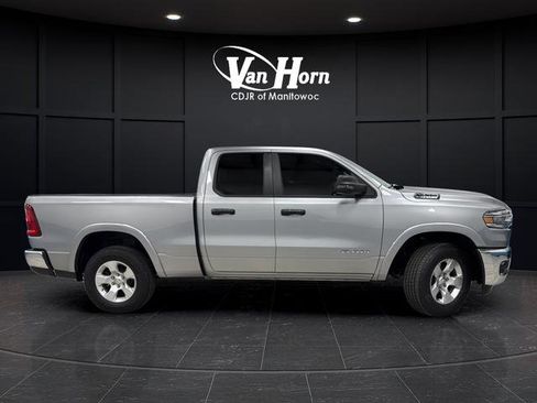 Used 2025 RAM 1500 Big Horn AWD/4WD image 8