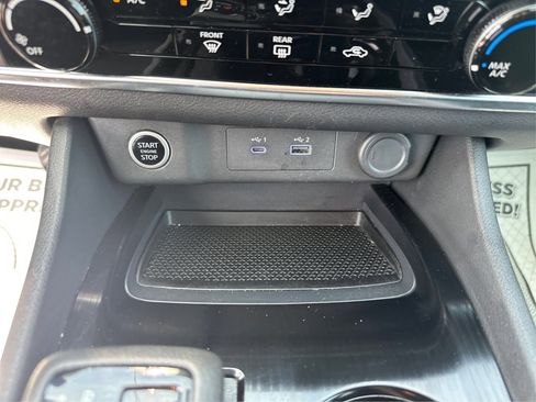 Used 2023 Nissan Rogue S AWD/4WD image 14