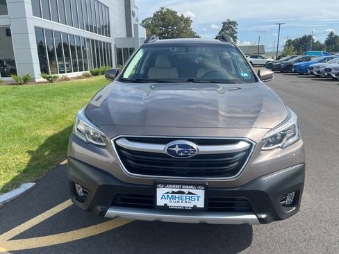 Used 2021 Subaru Outback Limited image 2
