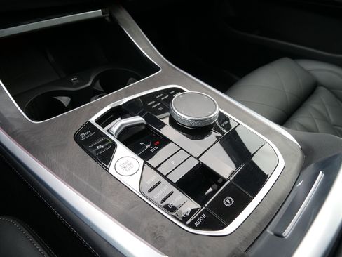 Used 2024 BMW X5 xDrive40i image 25