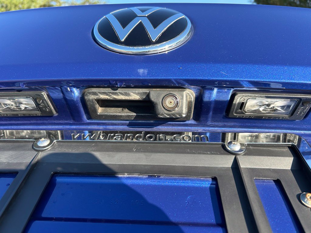 Certified 2023 Volkswagen Taos SE FWD image 43