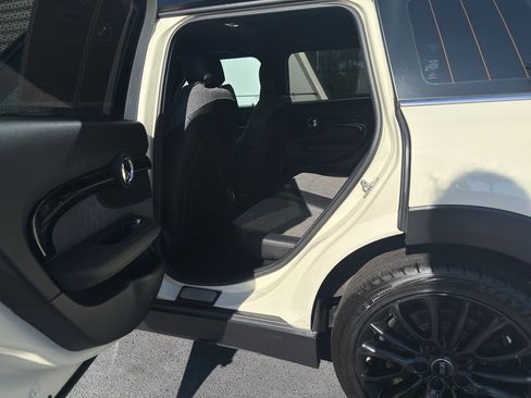 Used 2017 MINI Cooper Clubman S FWD image 14