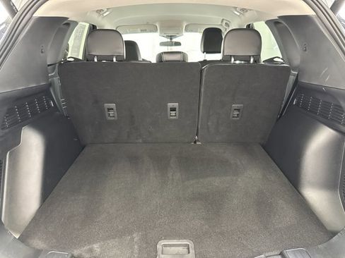 Used 2025 Ford Escape SE FWD image 27