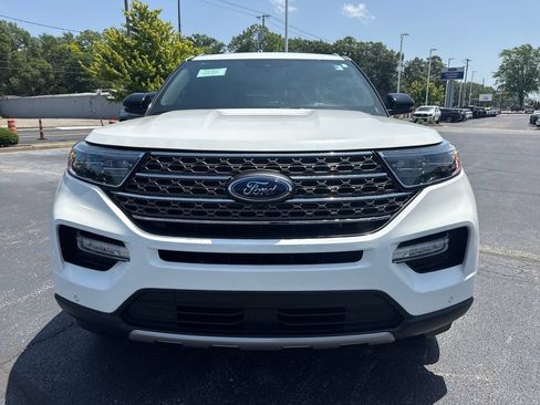 Used 2024 Ford Explorer King Ranch w/ Technology Package AWD/4WD image 3