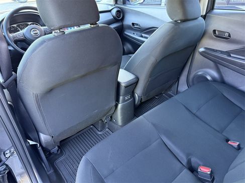 Used 2024 Nissan Kicks S image 31